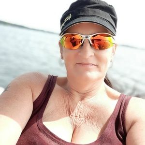 Meet your Posher, Nicol